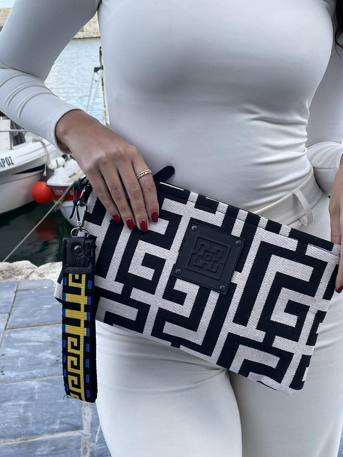 Midneto Ifigeneia Clutch Bag, Μαύρο-Μπεζ Χρώμα