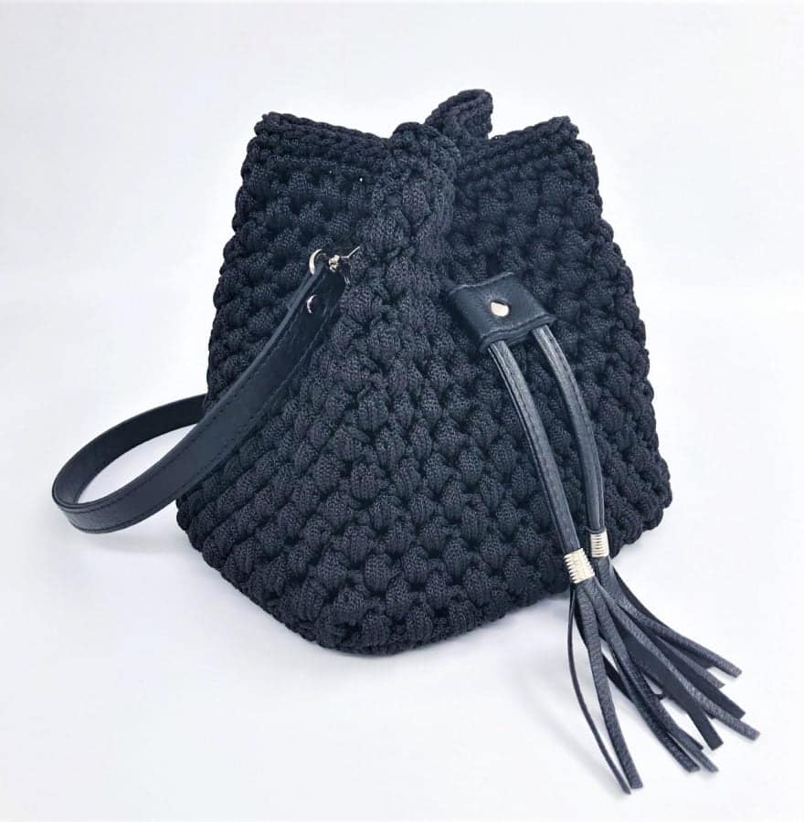 Andrea Τσάντα Πουγκί με Δερμάτινα Στοιχεία, Μαύρο Χρώμα