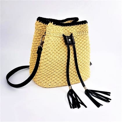 Andrea Πουγκί με Δερμάτινα Στοιχεία, Μπεζ Χρώμα